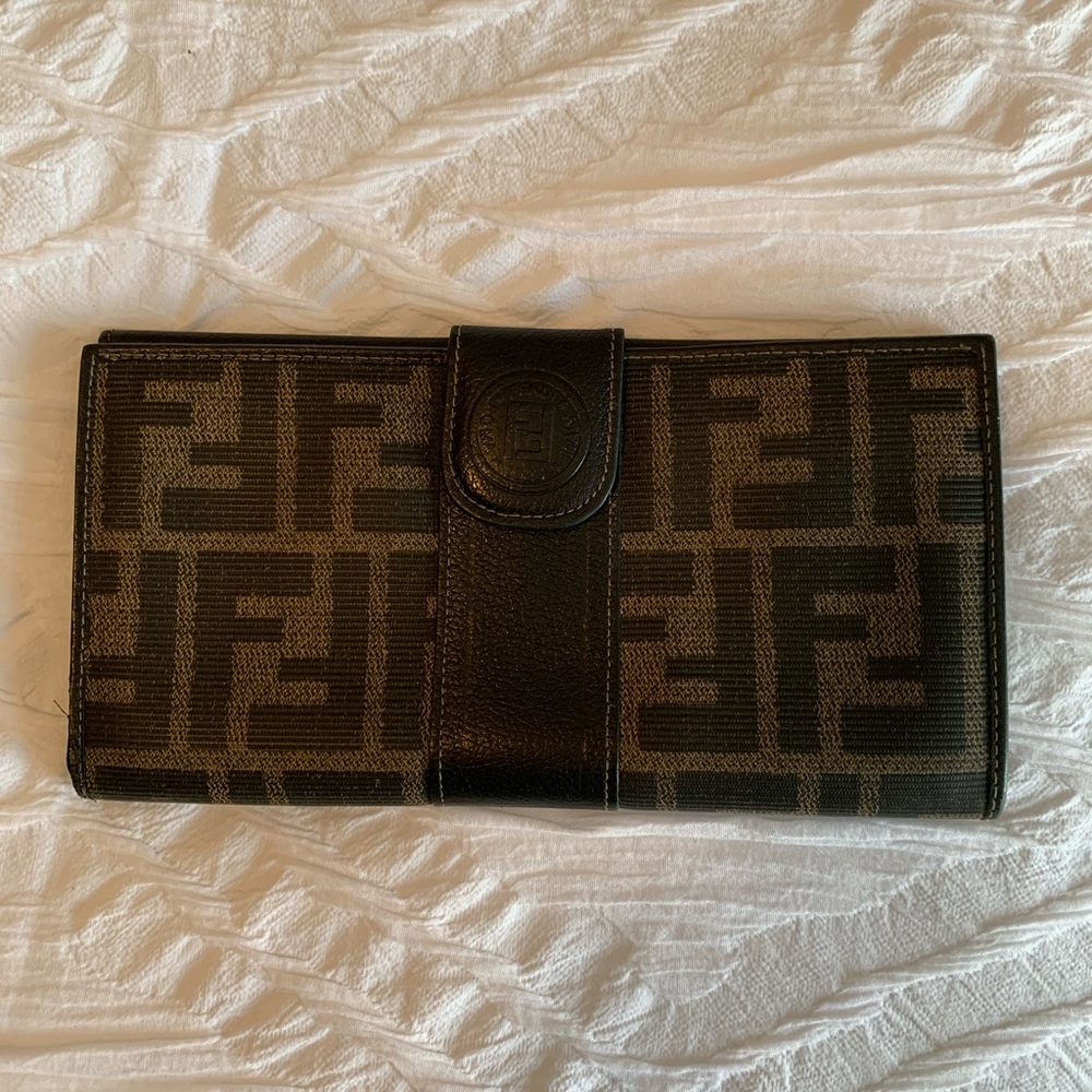 FENDI WALLET - Picture 2 of 10